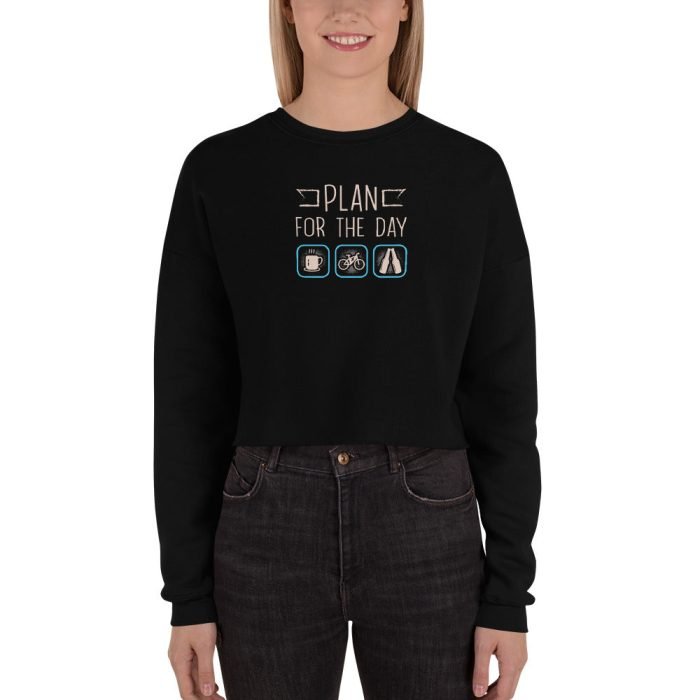 A traditional cropped jumper for women made of cosy, incredibly soft fleece that is breathable and toasty. This canvas-7503-womens-cropped-sweatshirt-black